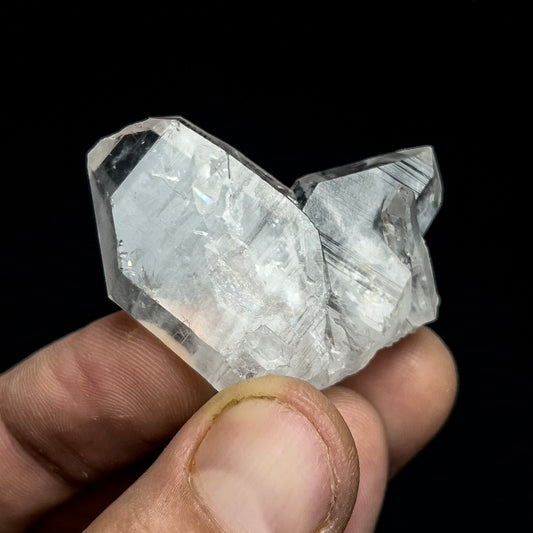 Quartz var. Japan-Law Twin (repaired x1)