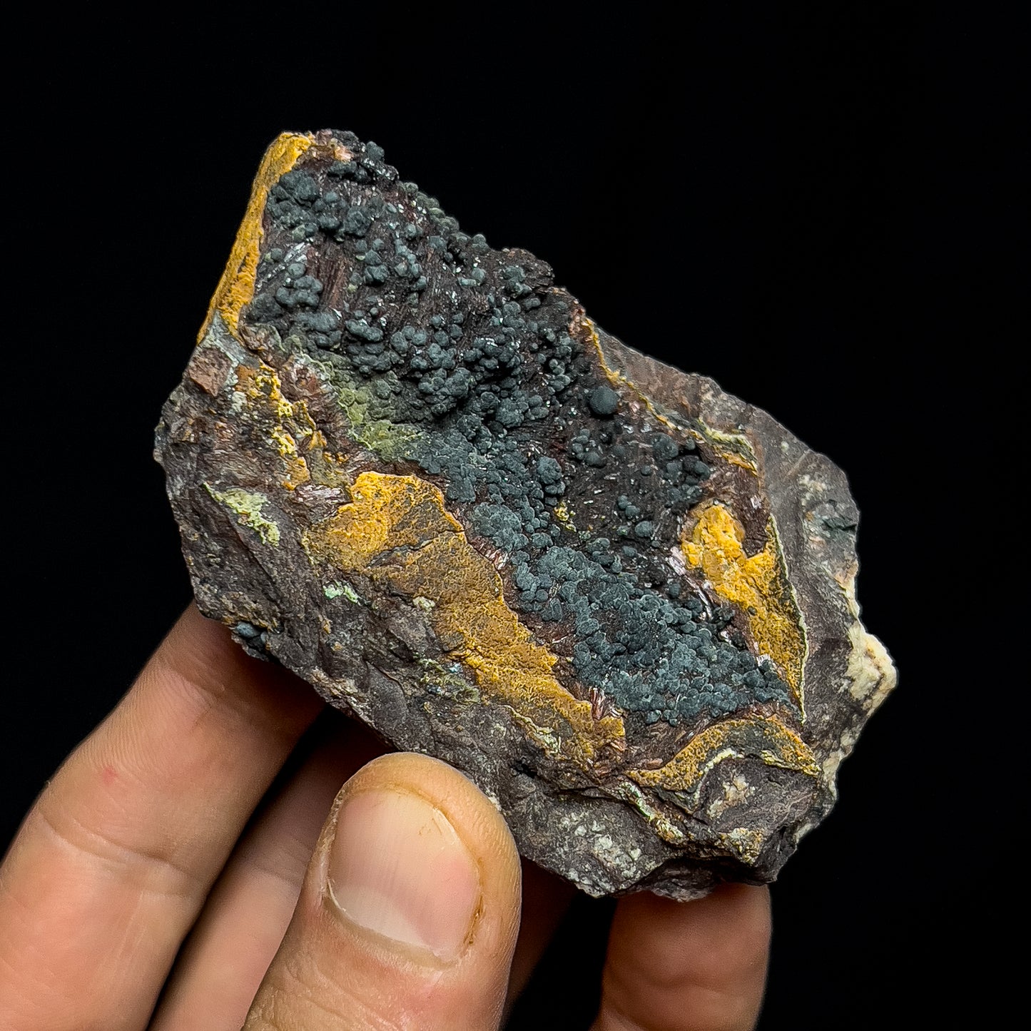 Dufrenite with Beraunite
