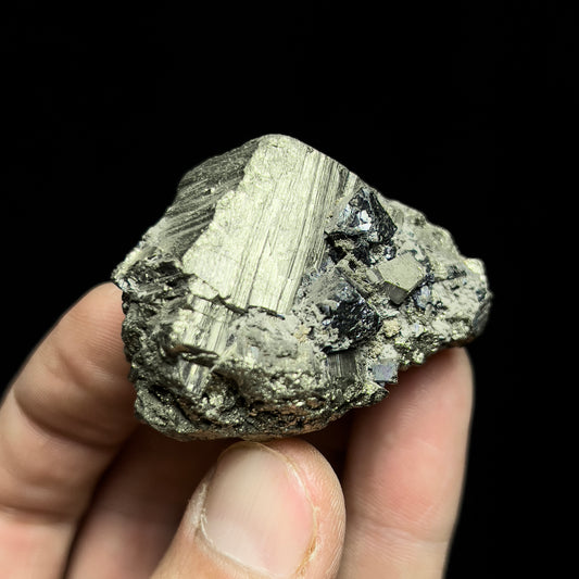 Pyrite with Magnetite