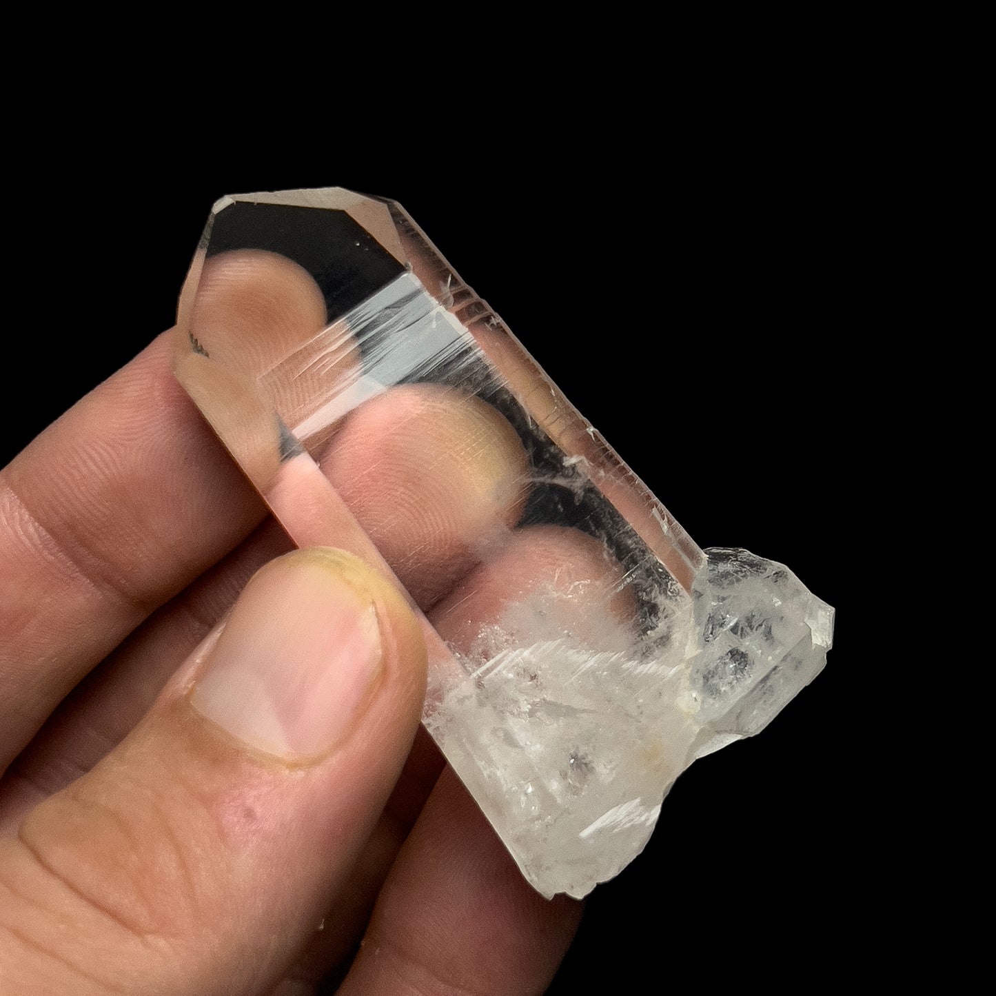Quartz var. Japan-Law Twin with Inclusions