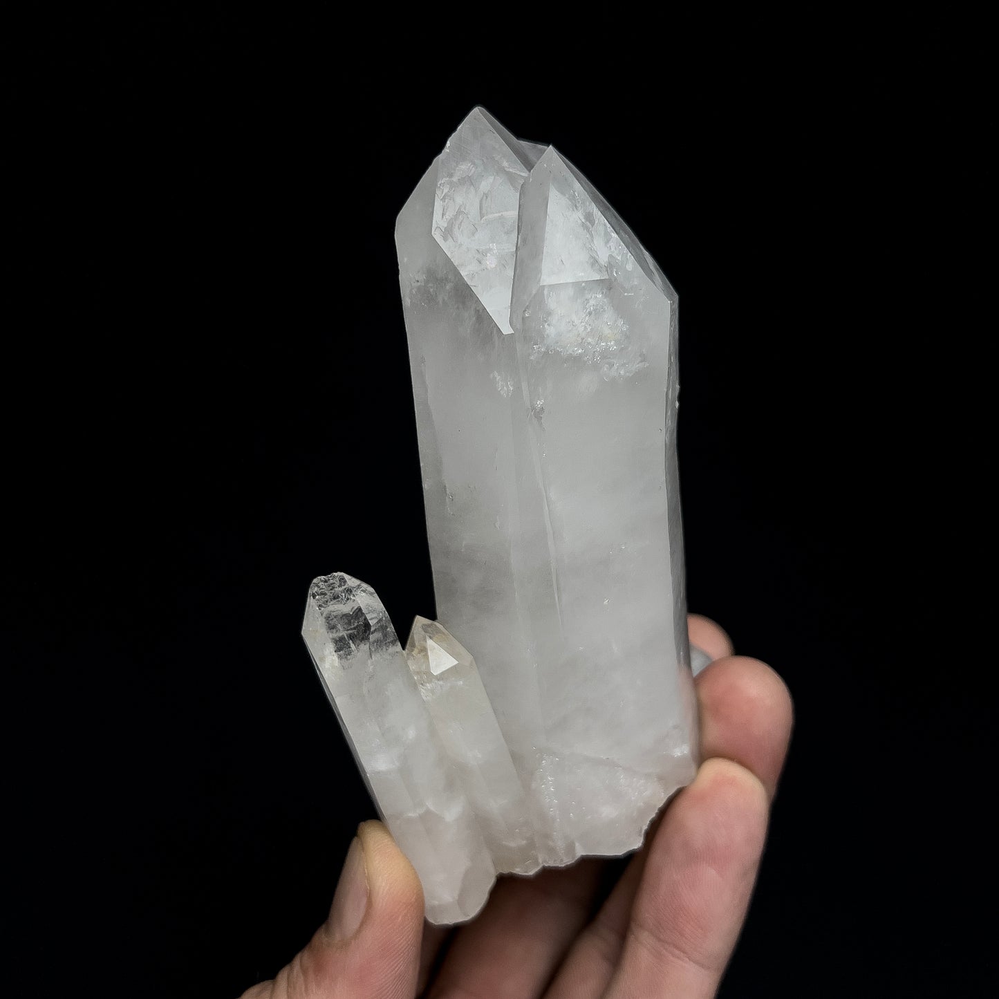 Quartz var. Japan-Law Twin (repaired x1)
