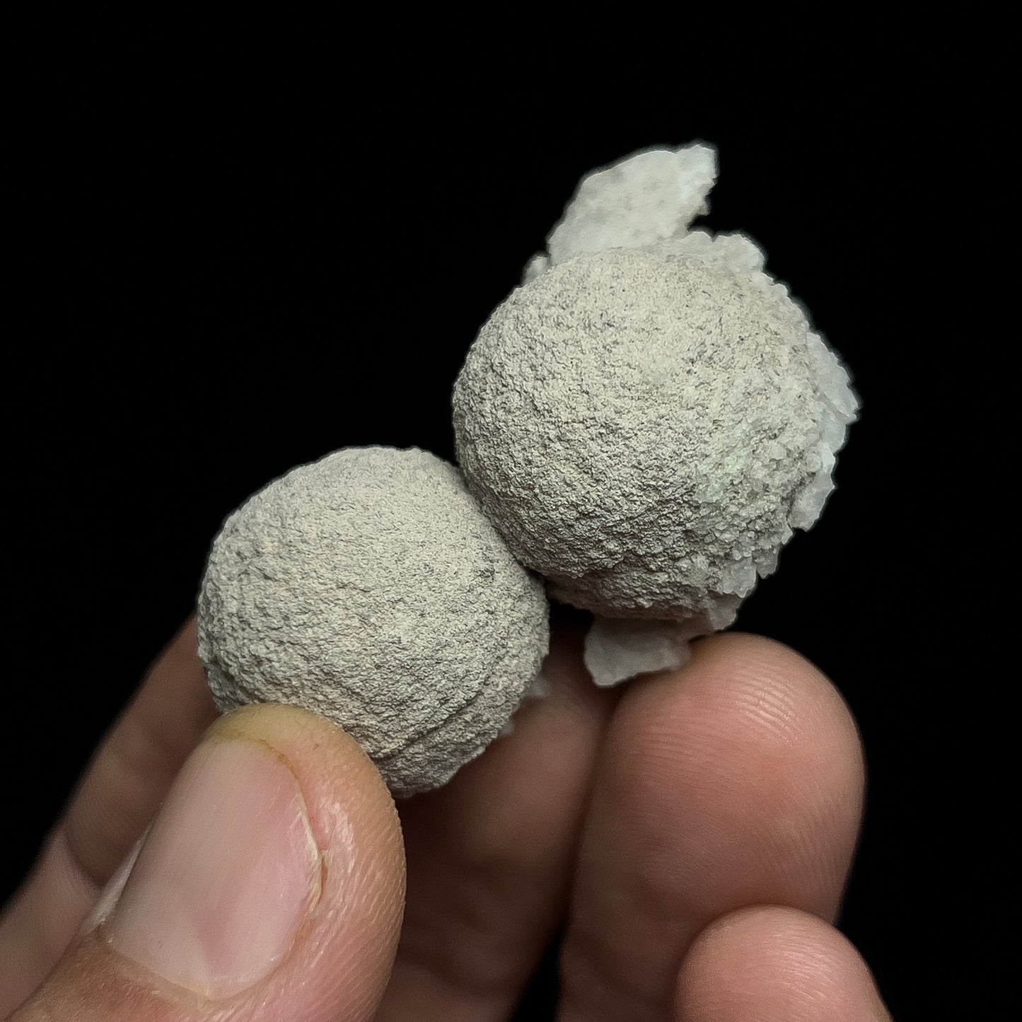 Crandallite ps. Wavellite