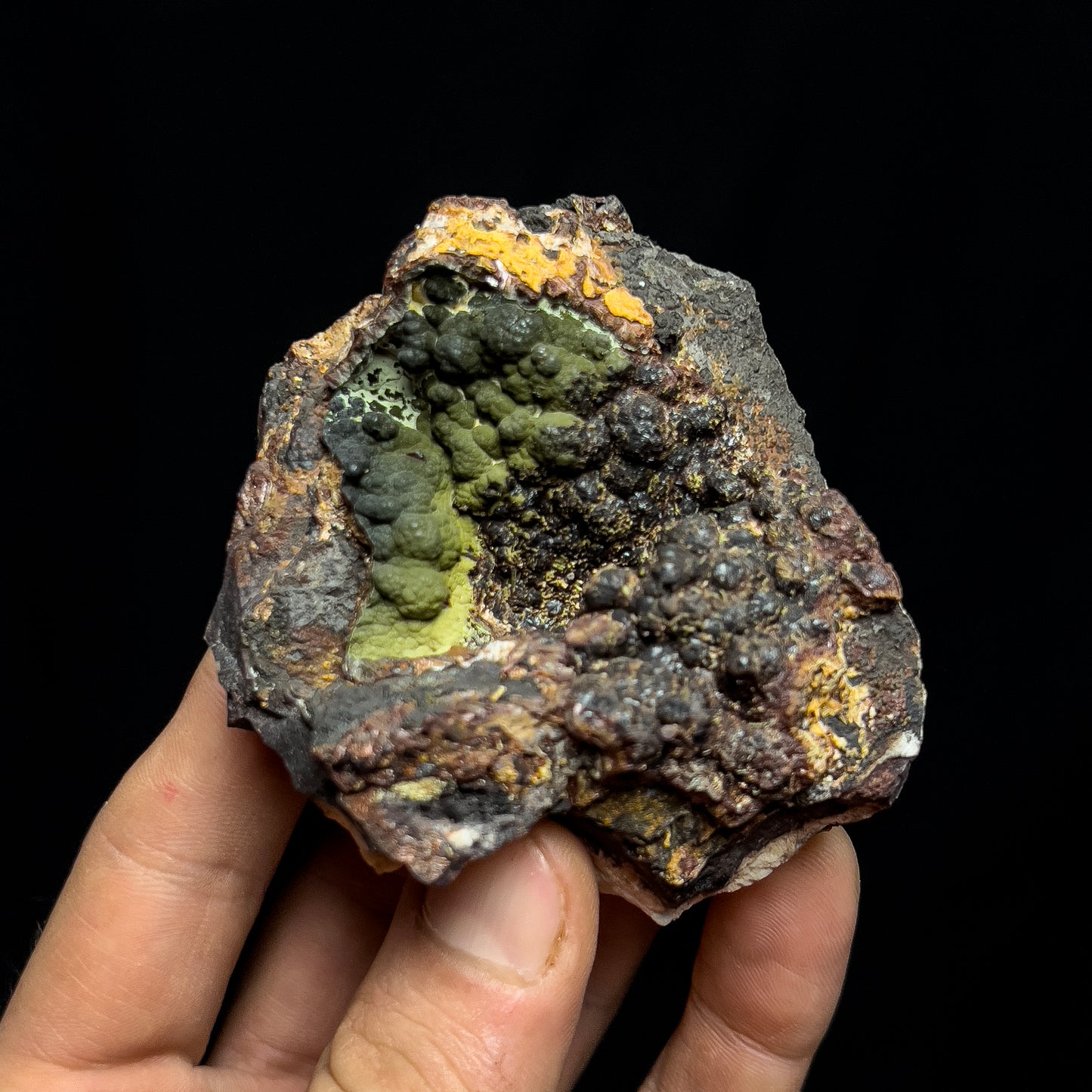 Kidwellite with Beraunite