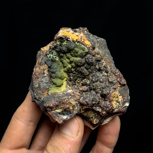 Kidwellite with Beraunite