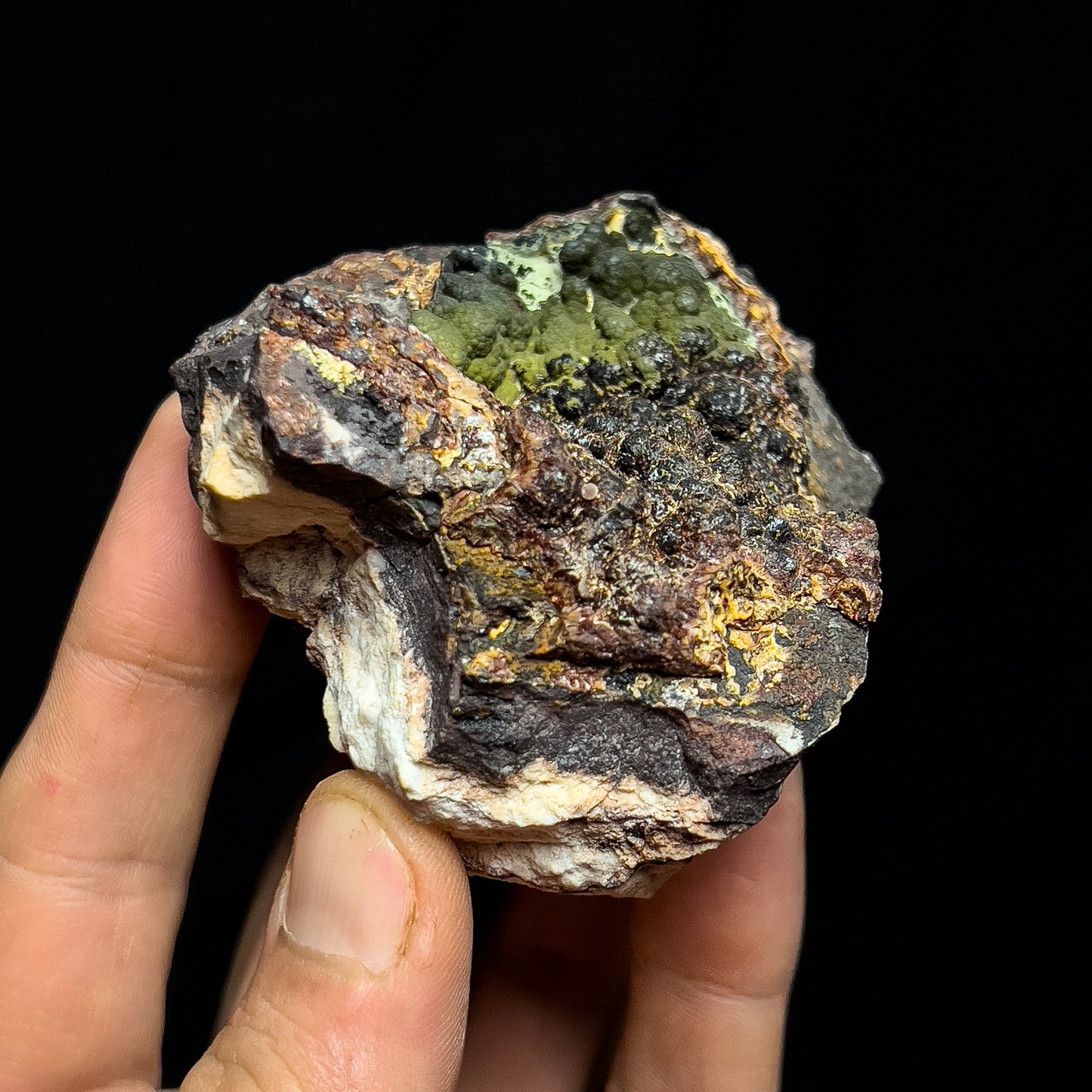Kidwellite with Beraunite