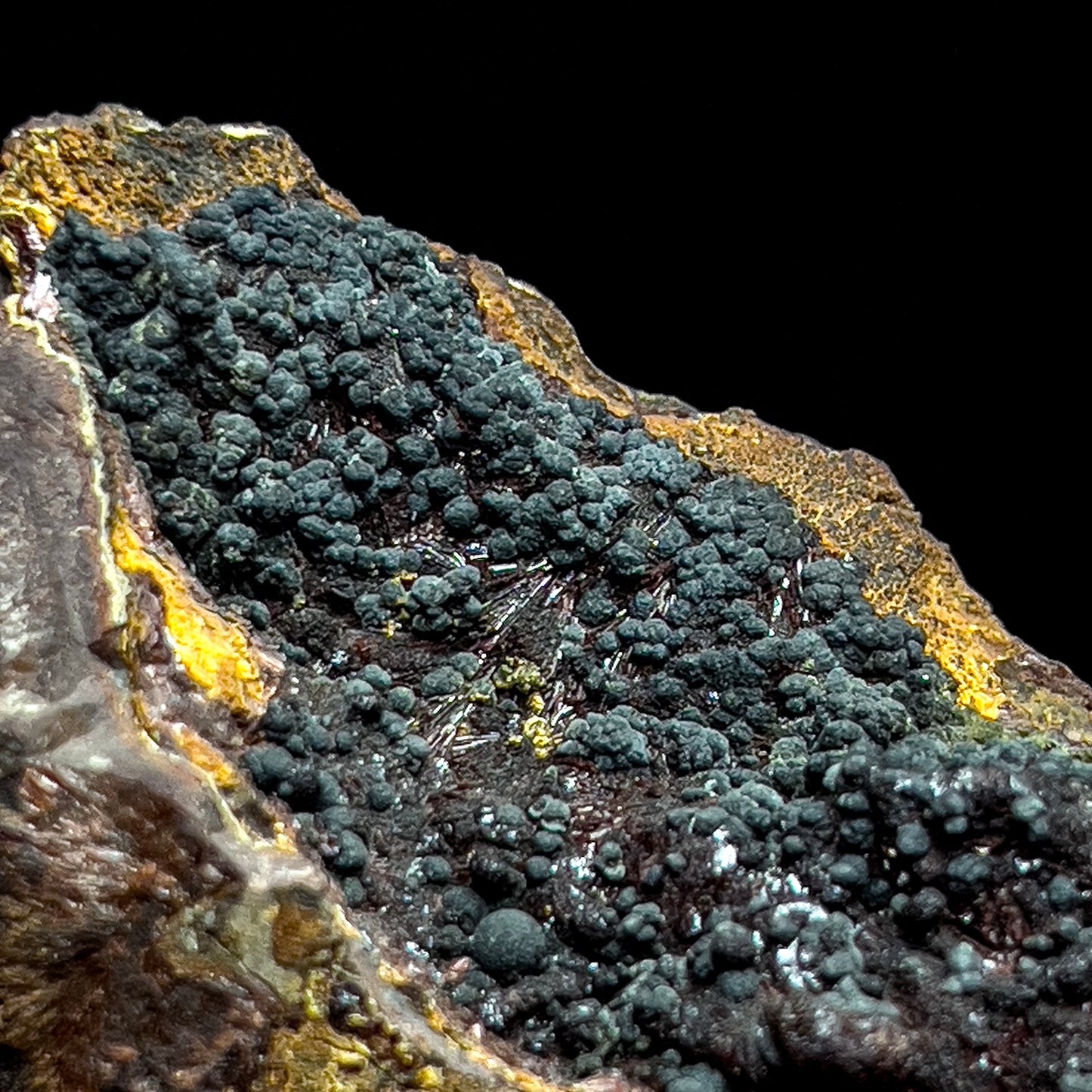 Dufrenite with Beraunite