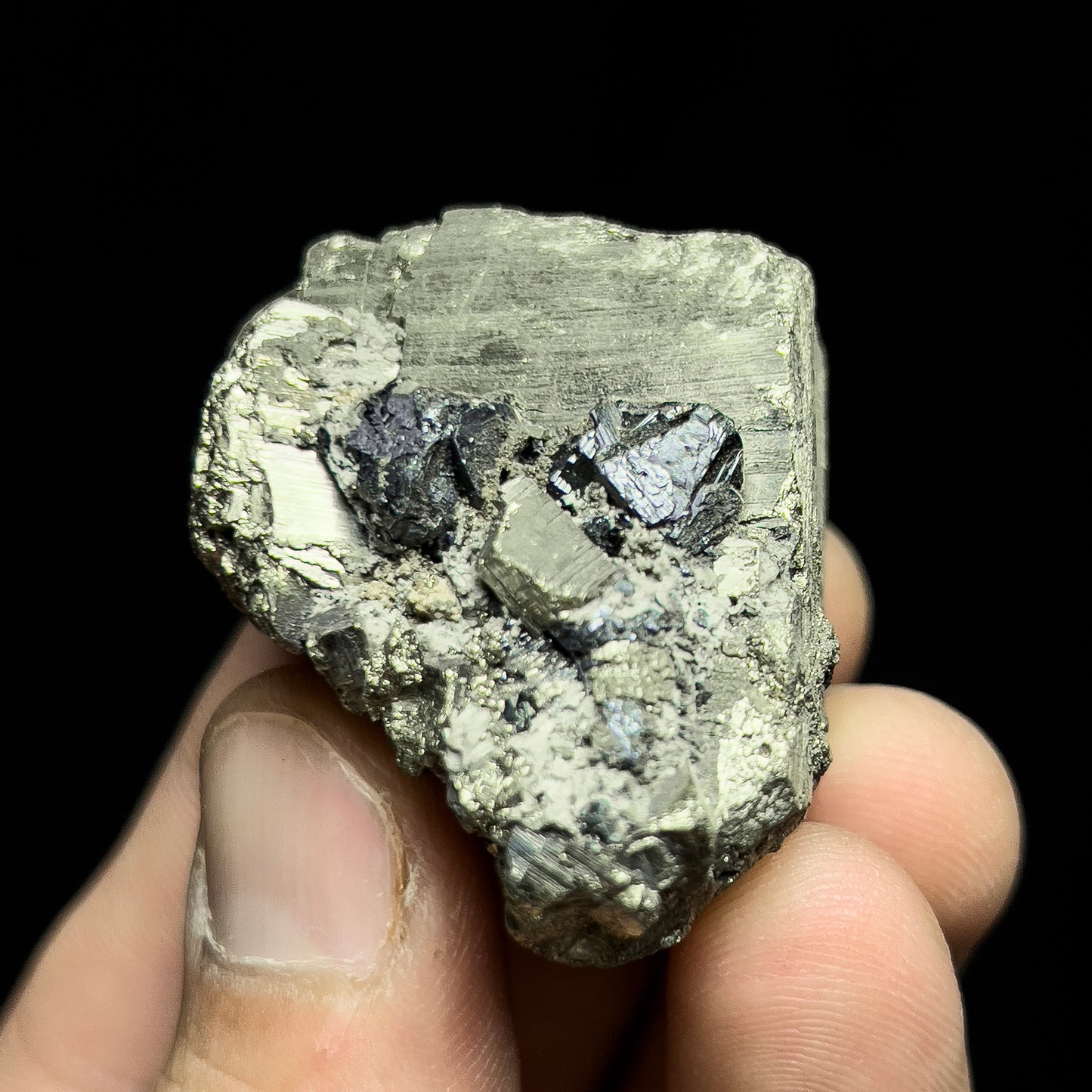 Pyrite with Magnetite
