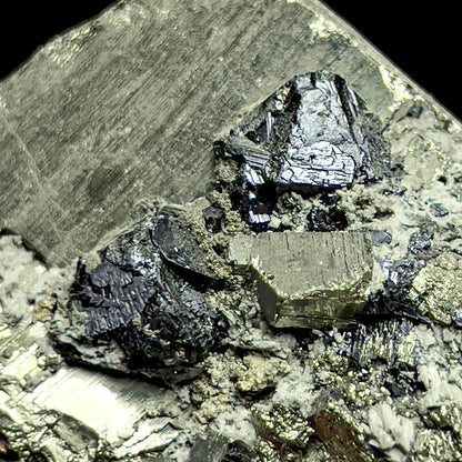 Pyrite with Magnetite