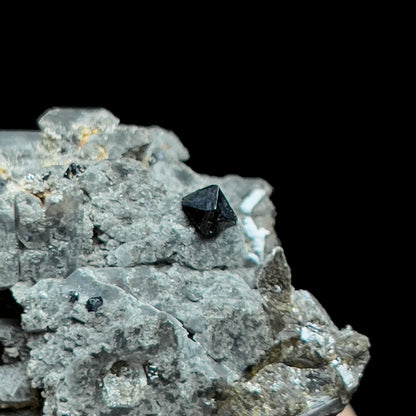 Brookite on Smoky Quartz