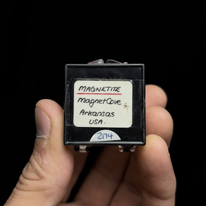 Perovskite/Anatase/Magnetite