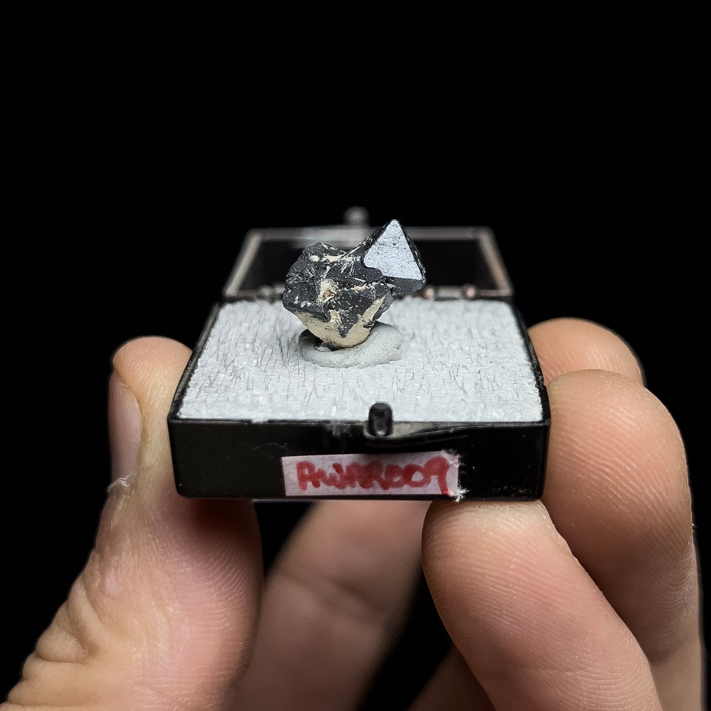 Perovskite/Anatase/Magnetite
