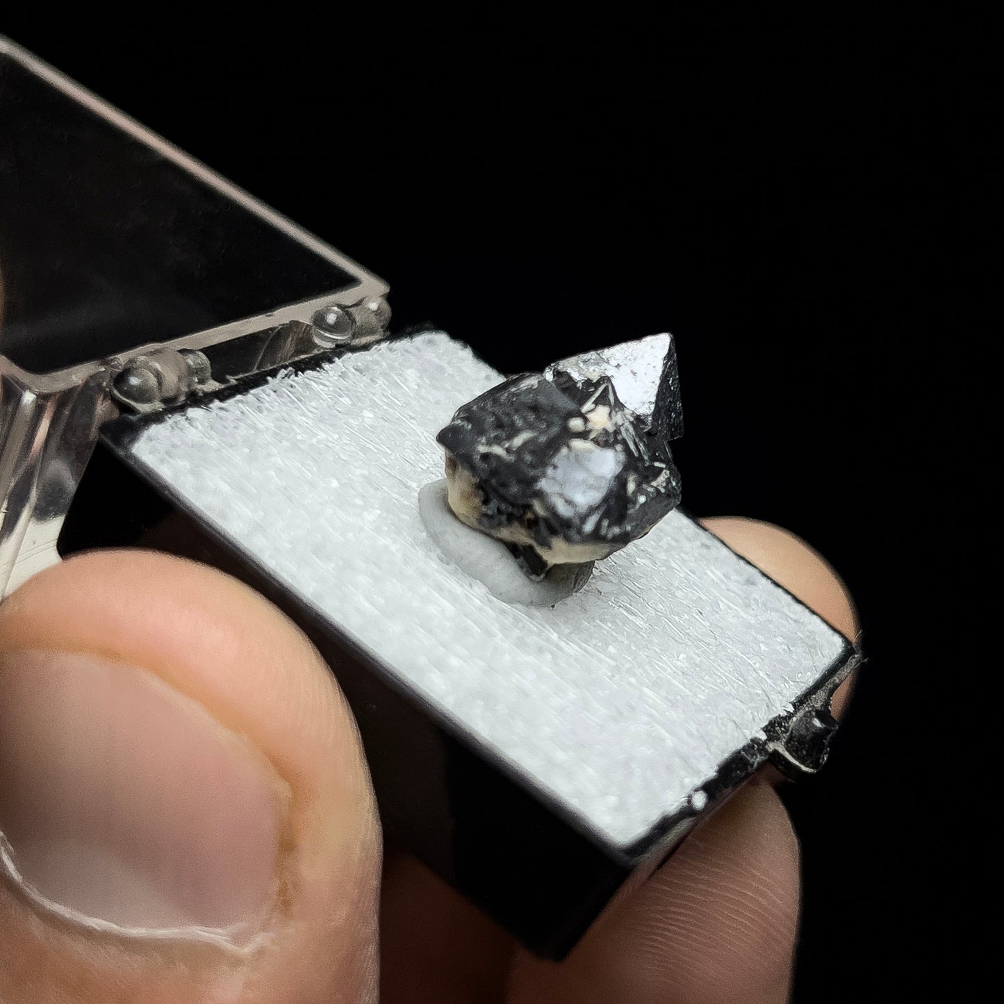 Perovskite/Anatase/Magnetite